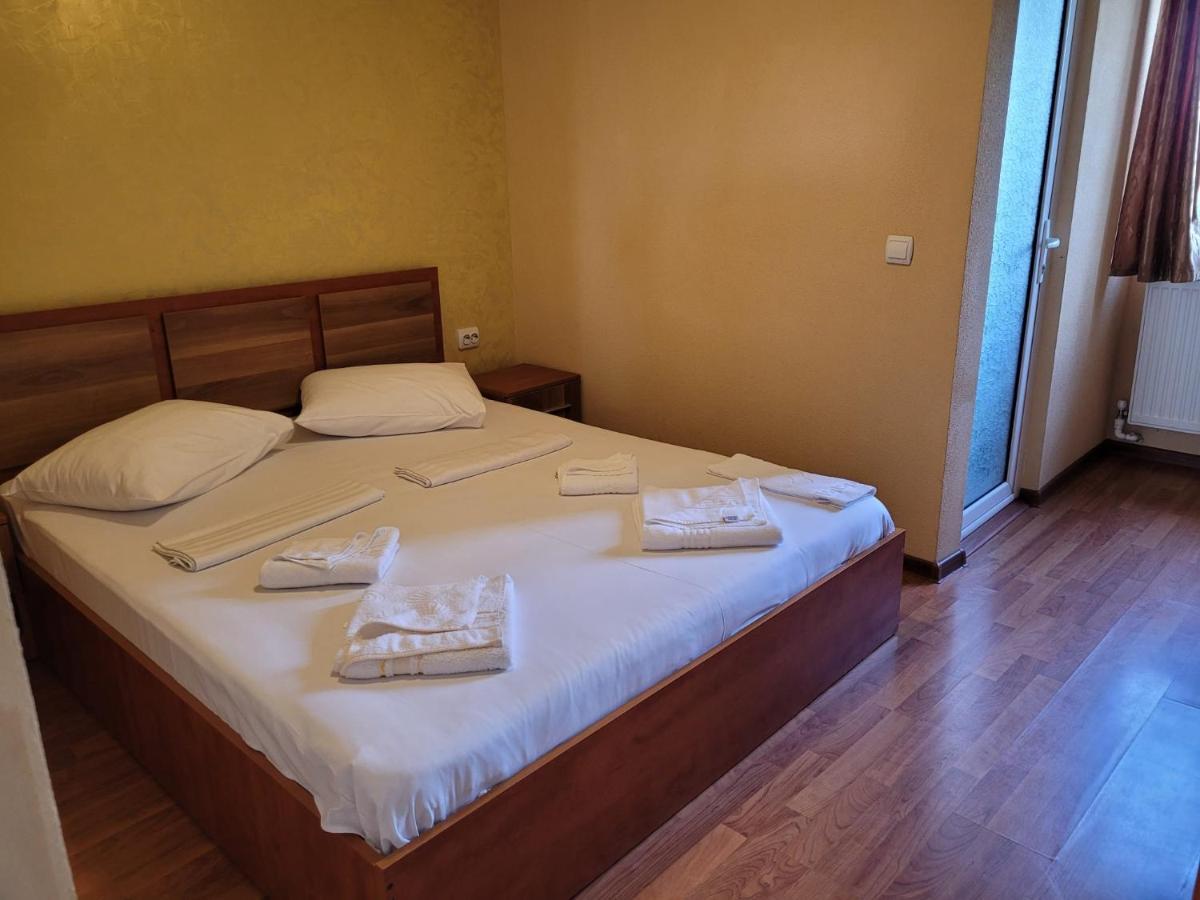 Pensiunea Miasor Hotell Murighiol Exteriör bild