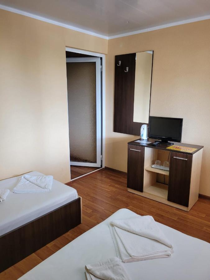 Pensiunea Miasor Hotell Murighiol Exteriör bild