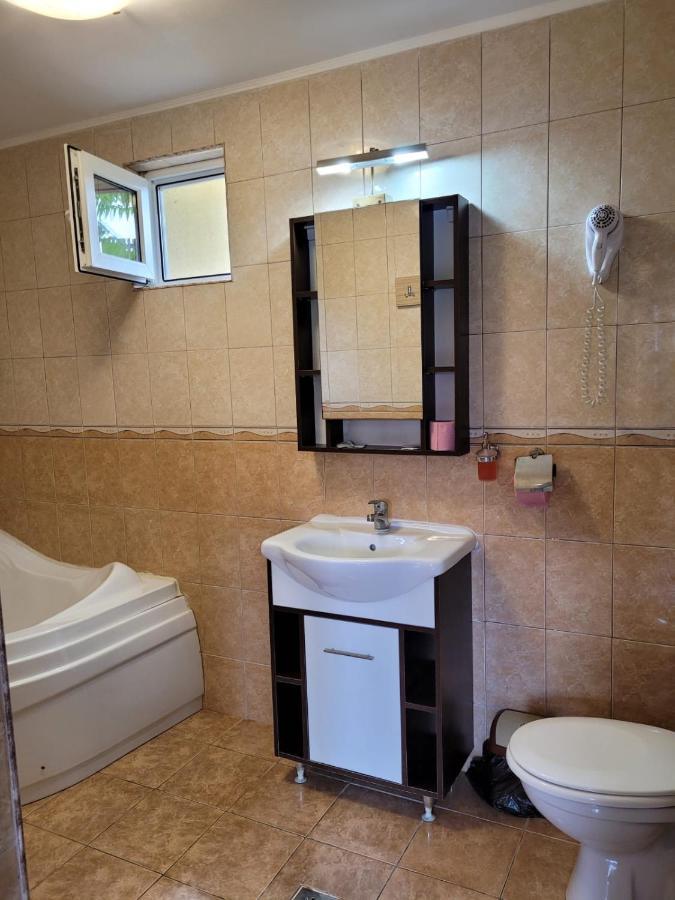Pensiunea Miasor Hotell Murighiol Exteriör bild